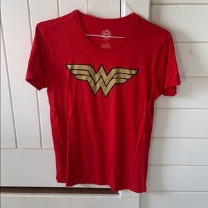 Casual wonder woman tee